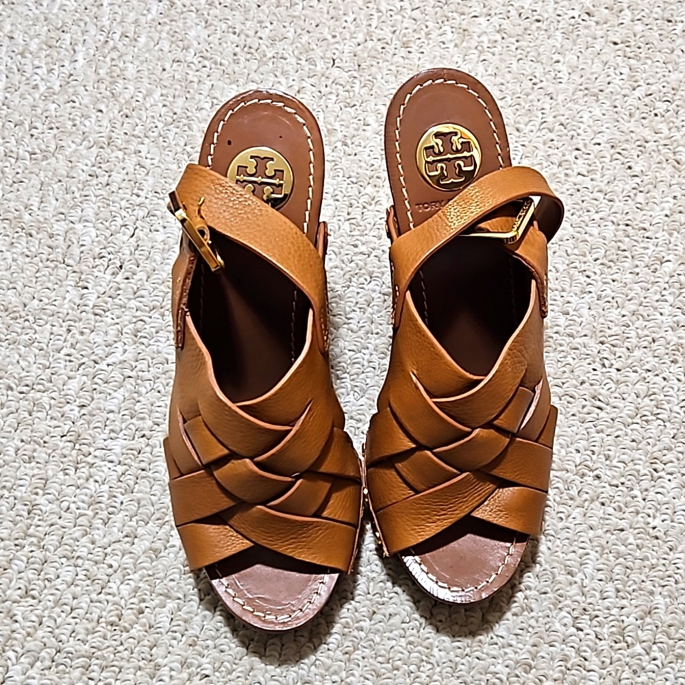 BN Tory Burch Sandles